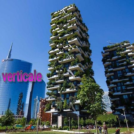 Vialetto V. Pastro 10 Bed & Breakfast Milan Bagian luar foto