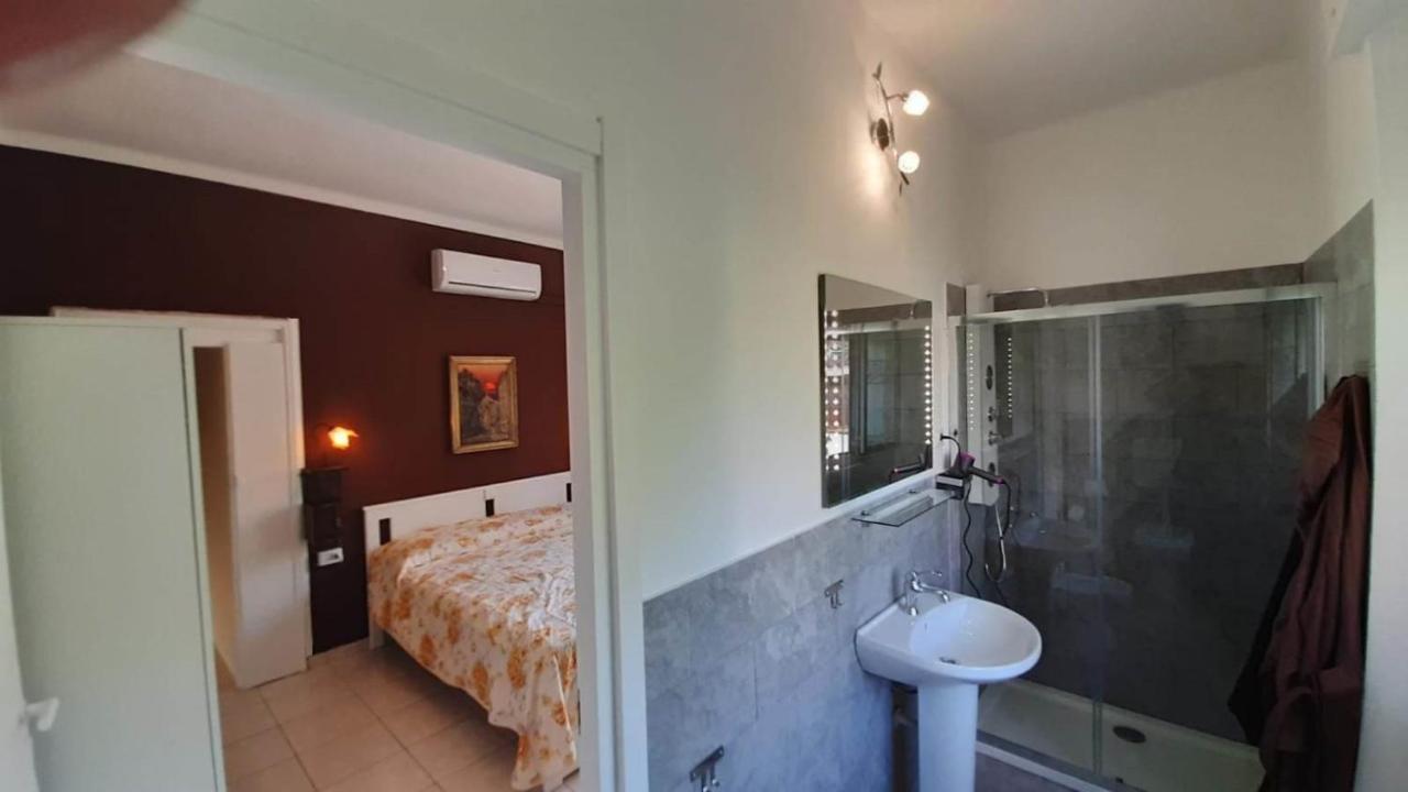 Vialetto V. Pastro 10 Bed & Breakfast Milan Bagian luar foto